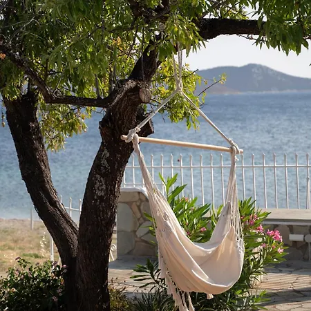 Avra Seafront Villa Vathirrevma