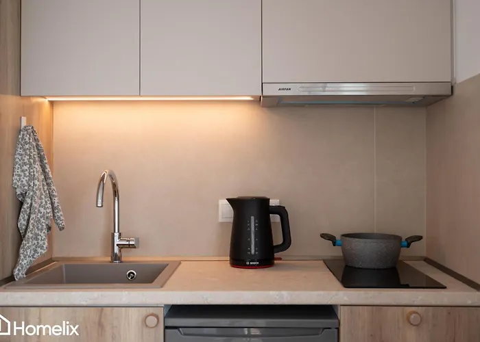 Avra Seafront * Vathirrevma